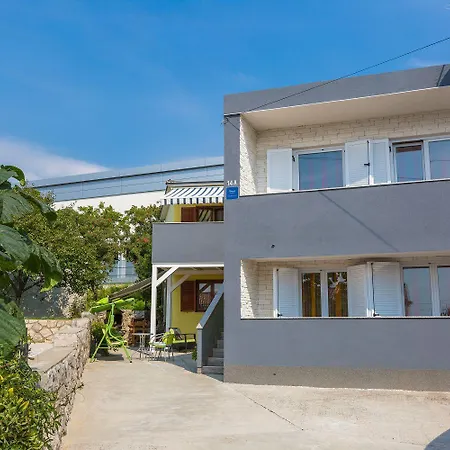 Mediterranes Mit Drei Terrassen, Grill, Wifi - Nur 500 Meter Zum 茨里克韦尼察