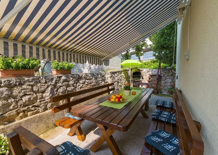 Apartman Mediterranes Mit Drei Terrassen, Grill, Wifi - Nur 500 Meter Zum *