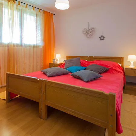 Mediterranes Mit Drei Terrassen, Grill, Wifi - Nur 500 Meter Zum