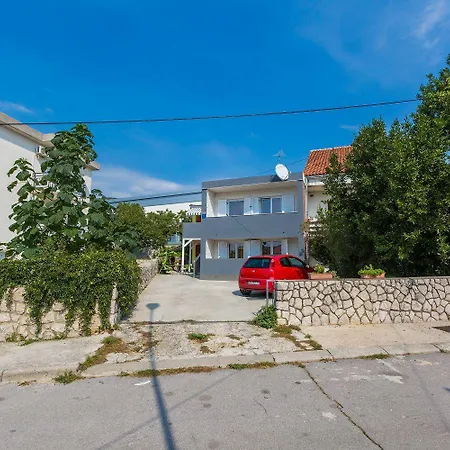 Mediterranes Mit Drei Terrassen, Grill, Wifi - Nur 500 Meter Zum * Crikvenica