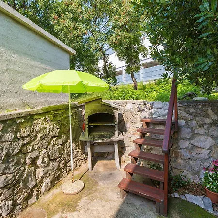 Mediterranes Mit Drei Terrassen, Grill, Wifi - Nur 500 Meter Zum Lejlighed Crikvenica
