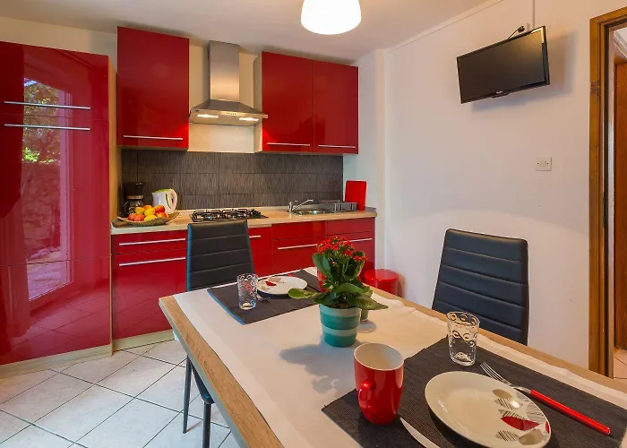 Mediterranes Mit Drei Terrassen, Grill, Wifi - Nur 500 Meter Zum *