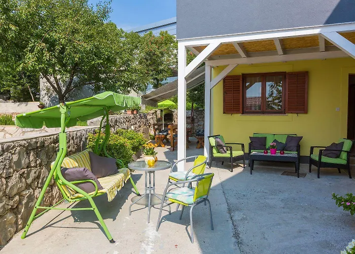 Apartamento Mediterranes Mit Drei Terrassen, Grill, Wifi - Nur 500 Meter Zum Crikvenica